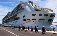 Cảng quốc tế Cam Ranh lần đầu tiên đón du thuyền quốc tế
