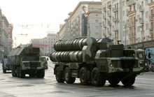 Sắp nhận hệ thống tên lửa S-300 của Nga, Iran để mắt đến S-400