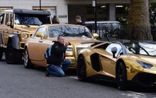 Biệt đội siêu xe mạ vàng gây xôn xao London