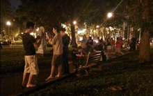 Giới trẻ Sài Gòn đổ xô vào công viên bắt Pokemon
