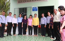 Tặng nhà tình thương người nghèo