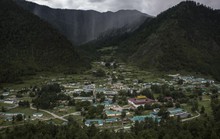 Bhutan quay lưng với Ấn Độ, ngả theo Trung Quốc?
