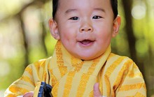 Mừng sinh nhật đầu đời, hoàng tử Bhutan siêu dễ thương