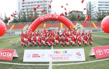 Hồng Sơn, Minh Tuấn khai mạc khóa tập huấn hè bóng đá thiếu niên Toyota 2017