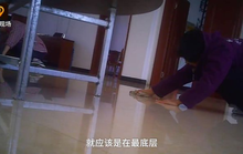 Đóng cửa trường học nói phụ nữ nên ở dưới đáy xã hội
