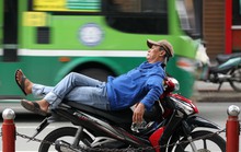Những giấc mơ trưa nặng gánh cơm áo, gạo tiền