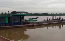 Tai nạn hi hữu trên sông Hồng, 2 vợ chồng thương vong
