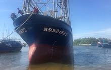 Bình Định: Tàu vỏ thép hư hỏng đầu tiên được hạ thủy