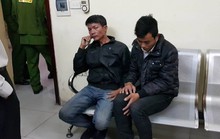 CSGT Hà Nội chạy bộ bắt 2 tên cướp trong đêm