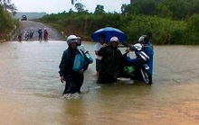 Bão số 4 đổ bộ vào Quảng Bình gây mưa lớn, nhiều nơi bị ngập