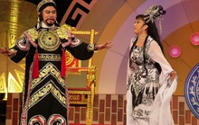 Ì xèo chuyện bản quyền sân khấu: Dùng tình, chưa hiểu lý