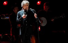 Bob Dylan bị tố vay mượn nhiều trong bài phát biểu gửi giải Nobel