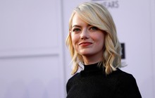 Emma Stone đánh bại Jennifer Lawrence về kiếm tiền