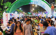 TP HCM: Khai mạc lễ hội Đường sách Tết Đinh Dậu 2017