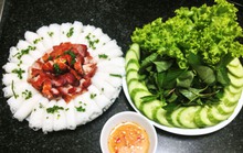 Bánh hỏi heo quay cho ngày mưa gió