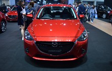 Mazda 2 2017 nhiều cải tiến, giá từ 344 triệu đồng