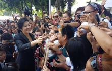 Bà Yingluck đổ bệnh nặng, tòa án Thái Lan phát lệnh bắt