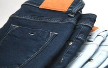 TP HCM sẽ cấm công chức mặc quần jeans, áo thun trong giờ làm