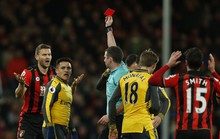 Thoát hiểm kỳ lạ trước Bournemouth, Arsenal vẫn rớt tốp 3