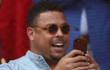 Ronaldo mê Messi nhưng thích CR7 đoạt Quả bóng vàng