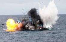 Tàu cá nổ kinh hoàng trên biển Vũng Tàu