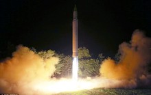 Triều Tiên thử tên lửa bay cao nhất từ trước đến nay