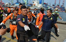 Rơi máy bay ở Indonesia: Tìm được 18 thi thể nạn nhân