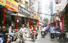 Rối rắm đồng phục đường phố