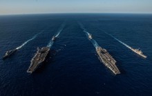 Cận cảnh cuộc tập trận chung của 2 tàu sân bay Mỹ trên biển Philippines