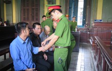 Giấu ma túy trong thùng hàng, hộp đèn led rồi gửi bưu điện sang Úc