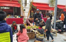 Chợ Tết… Thạch Sanh