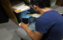 Nắm được bí mật, nửa đêm quản lý tiệm bánh đột nhập cửa hàng