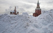 Moscow hứng chịu lượng tuyết rơi trăm năm mới có một lần
