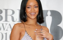 Ca sĩ bốc lửa Rihanna là một Gooner thật sự