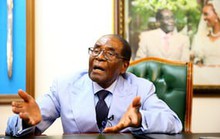 Bị lật đổ ở tuổi 93, ông Mugabe chưa chịu yên phận