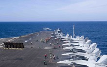 Hình ảnh mới nhất trên Biển Đông của tàu sân bay Mỹ sắp đến Việt Nam