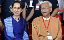 Tổng thống Myanmar bất ngờ từ chức