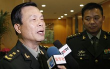 Con gái lấy người nước ngoài, tướng Trung Quốc bị giáng cấp?