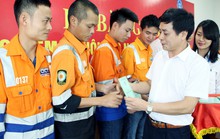 Nhiều doanh nghiệp thích “găm” sổ BHXH của NLĐ