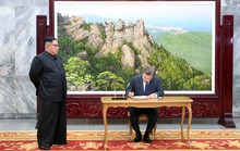 Mỹ hoãn trừng phạt Triều Tiên, chờ tin từ Bàn Môn Điếm