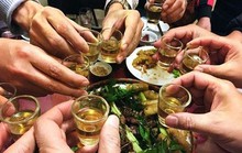 Nữ quái' chế rượu độc làm hại não nam thực khách