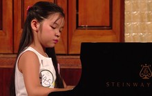 Bé gái Việt 7 tuổi giành giải nhất cuộc thi piano quốc tế ở New York