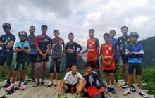 FIFA mời đội bóng mắc kẹt đến Nga xem chung kết World Cup