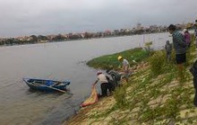 2 bố con đi mò ốc không về, hôm sau thấy chết nổi trên sông