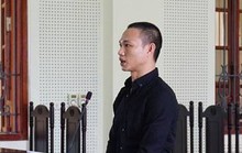 Đi đòi nợ, rút súng bắn bị thương 3 người tại quán karaoke