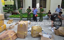 Rao bán súng sát thương qua mạng, chuyển qua bưu điện