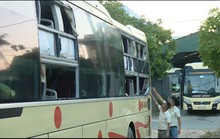 Côn đồ liên tục tấn công xe khách, tài xế và hành khách hoảng loạn
