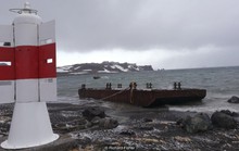 Dấn thân vào hiểm họa Nam Cực