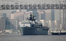 Tàu chiến Anh thách thức Trung Quốc ở biển Đông