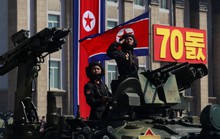 Thông điệp từ tên lửa vắng bóng trong diễu binh Triều Tiên